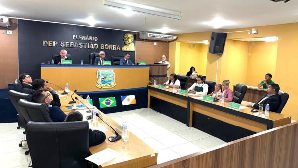 63ª Sessão Ordinária da 20ª Legislatura destaca aprovação de requerimentos importantes