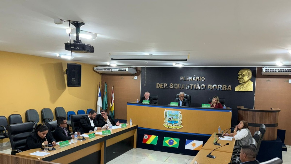 69ª Sessão Ordinária da 20ª Legislatura destaca apresentação de requerimentos voltados à infraestrutura urbana e qualidade de vida da população